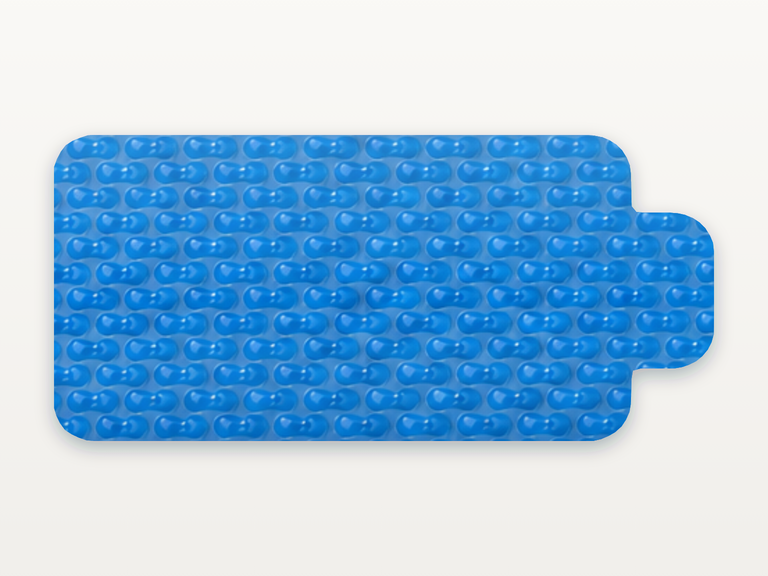 Vista de la configuración final de GeoBubble Manta Térmica de 400 micras para piscinas (m²) para la piscina Alfa 6 Multiforma