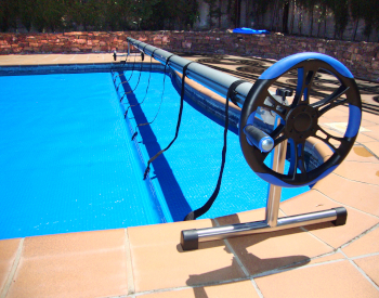 Manta térmica de burbujas para piscina a medida
